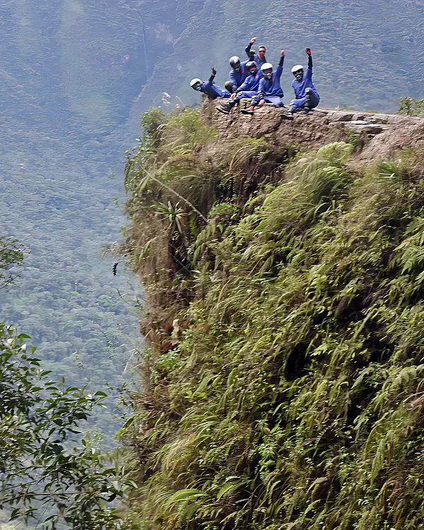 沿途有很多檢查點和休息點，大約是騎個半小時就會休息。