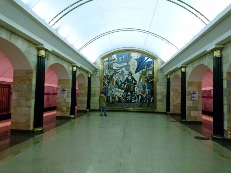 Saint Petersburg【俄羅斯之旅】西方世界的窗口 — 聖彼得堡自由行 5 地鐵景點