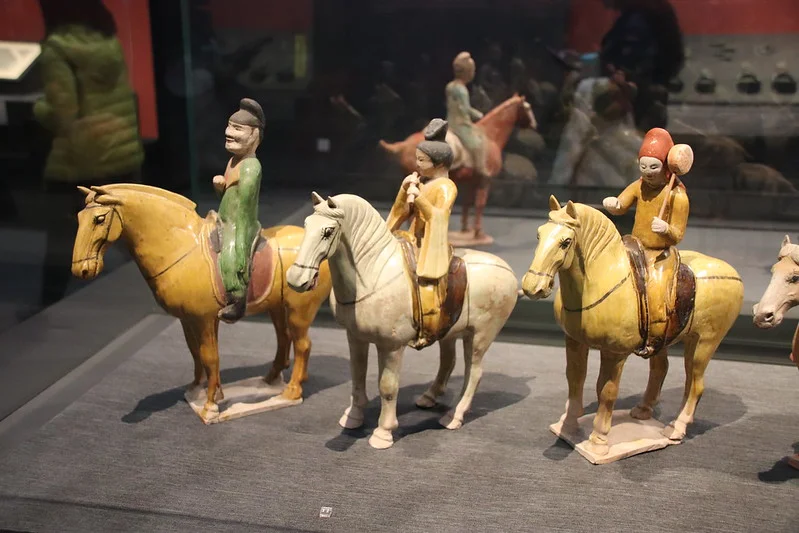 中國大陸陝西 Xian 絲路背包旅遊 - 西安 自由行:走進歷史長河的首都 24 馬背上的唐朝樂師陶瓷
