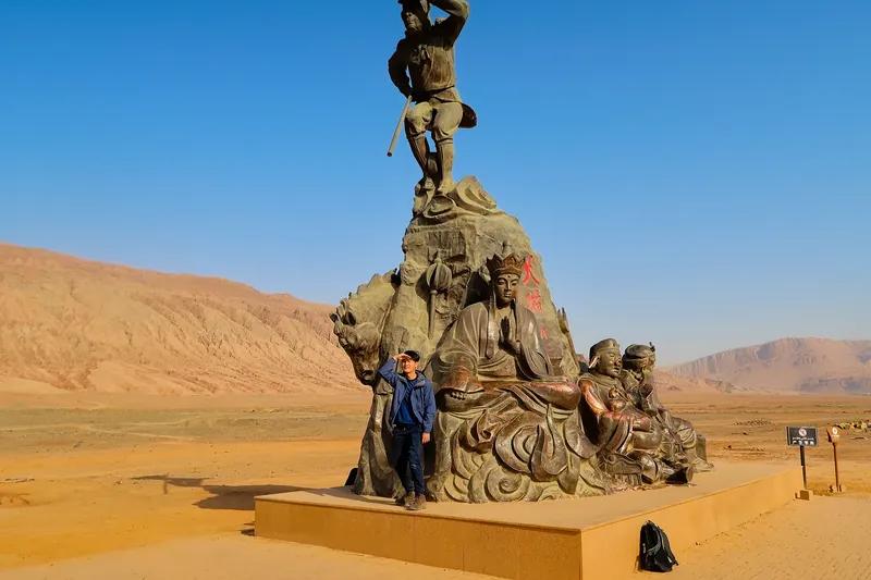新疆吐魯番旅遊指南:中國大陸最熱的城市,Turpan 絲路之旅 7 圖:我是孫悟空?