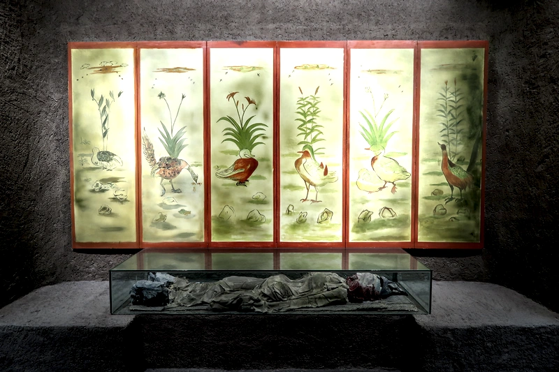 【Urumqi 旅遊指南】世界上距離海洋最遠的大型城市：中國大陸烏魯木齊絲路背包旅遊