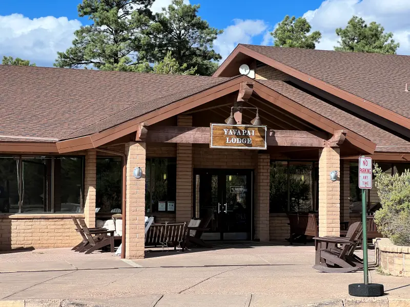 Yavapai Lodge lobby