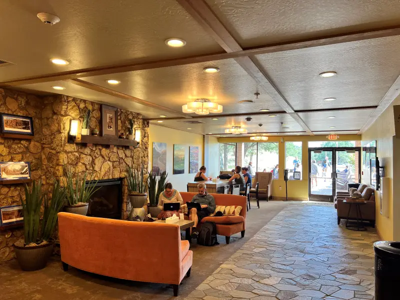 Yavapai Lodge lobby