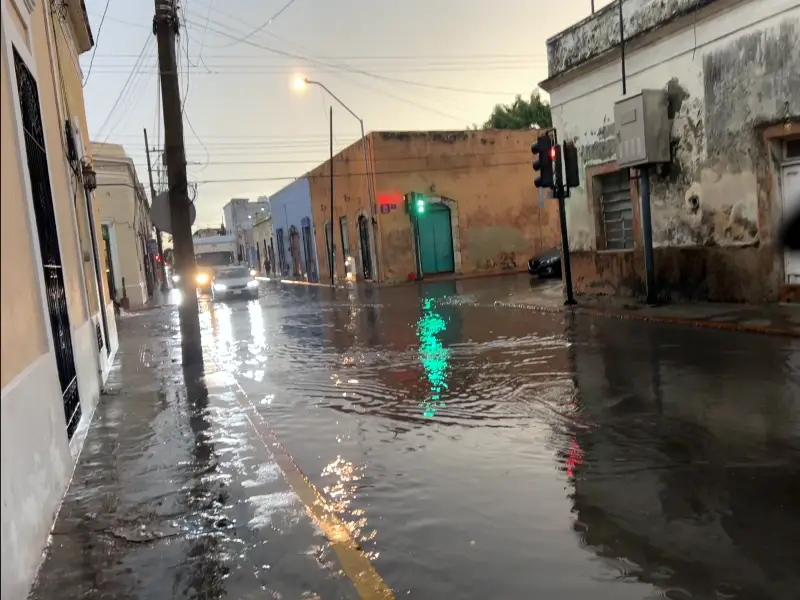 Merida 舊城區的路淹水