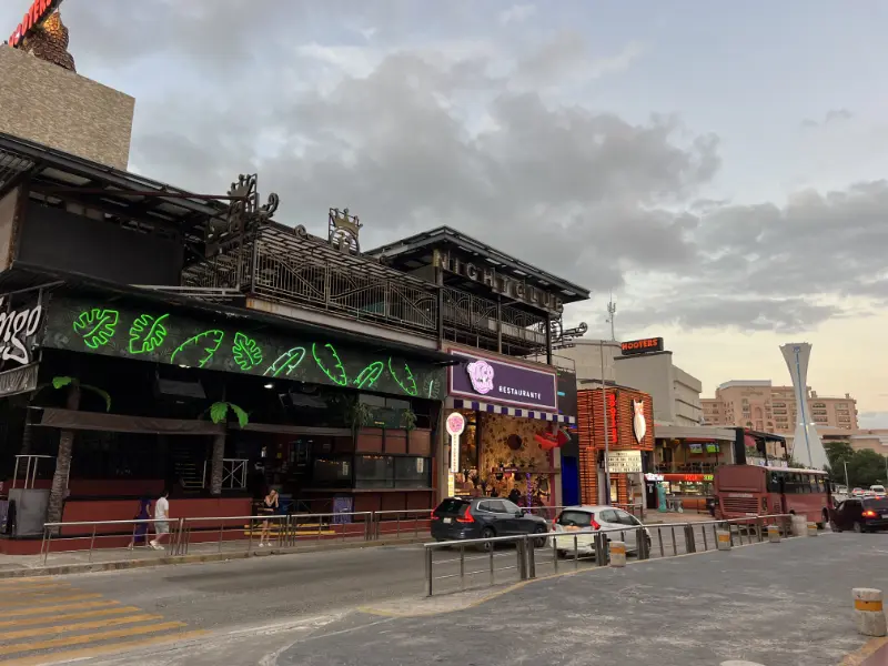 Mexico Cancun Travel - Mexico's Most Popular Beach Resort-13