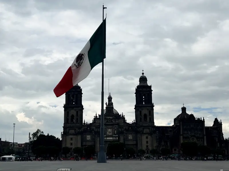 Mexico city 憲法廣場