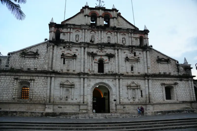 【阿蒂特蘭湖】瓜地馬拉旅遊全紀錄:世界上最美麗的湖泊 Lago de Atitlán,6座湖畔城鎮介紹 12 Panajachel市區,是當地人的真正活動的地方。