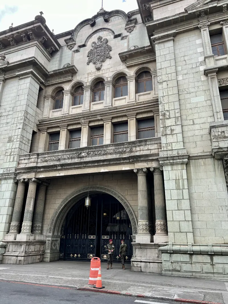 瓜地馬拉國家宮 (Palacio Nacional de la Cultura）