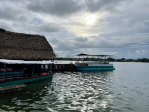 Tikal 神秘馬雅古城自由行 : 瓜地馬拉叢林深處裡的提卡爾國家公園，1號到4號神殿群秘探
