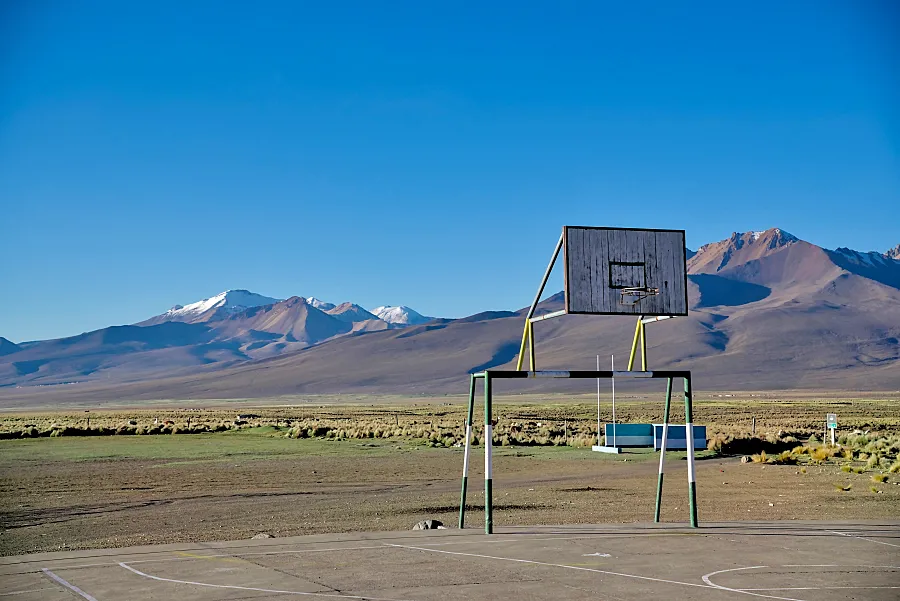 好想在這裡打上一場籃球！