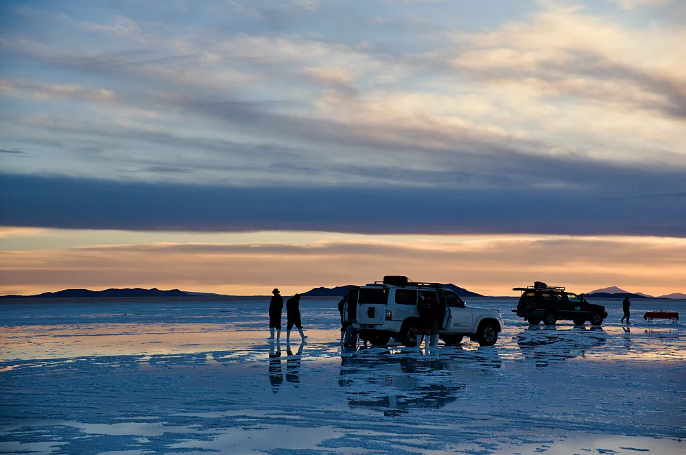 玻利維亞上的白色鹽沼 Uyuni:行走在地球上最大的鏡子 — 烏尤尼完全旅遊攻略 9 玻利維亞天空之鏡 (Bolivia's Mirror of the Sky)-02