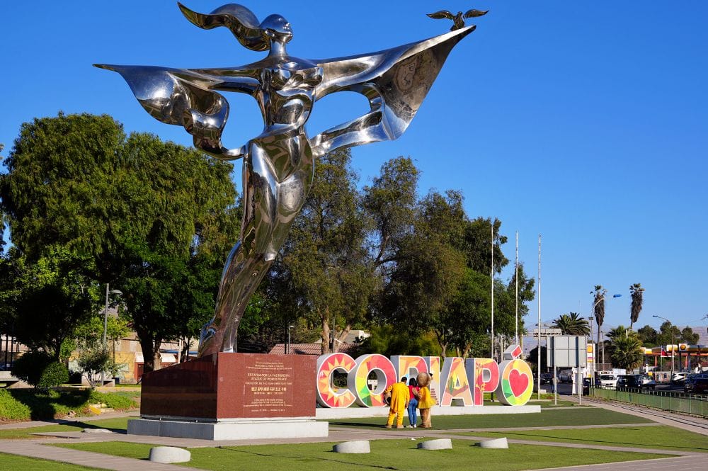 抵達到了科皮亞波市區了！