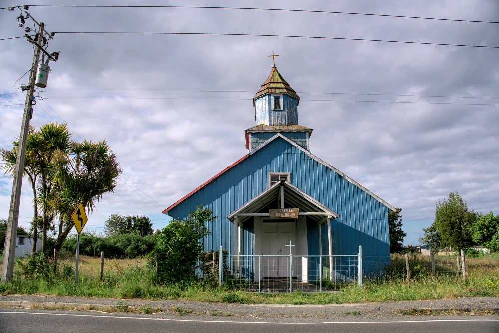 智利奇洛埃島【Chiloé Island】4 天終極旅遊指南：UNESCO 木造教堂、高腳屋與神話地點一次玩透