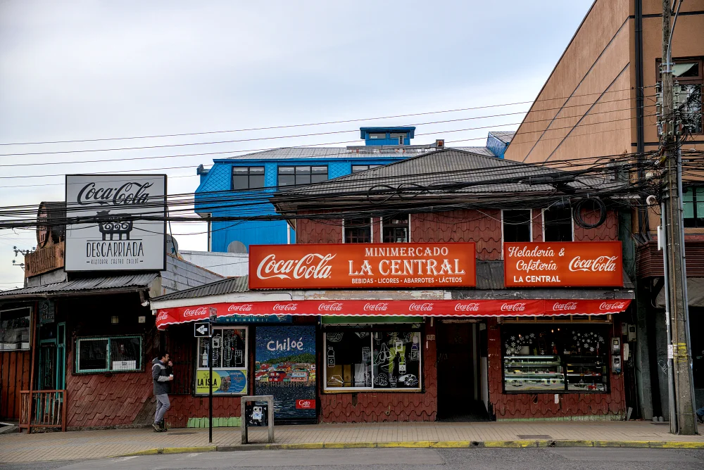 智利奇洛埃島【Chiloé Island】4 天終極旅遊指南：UNESCO 木造教堂、高腳屋與神話地點一次玩透