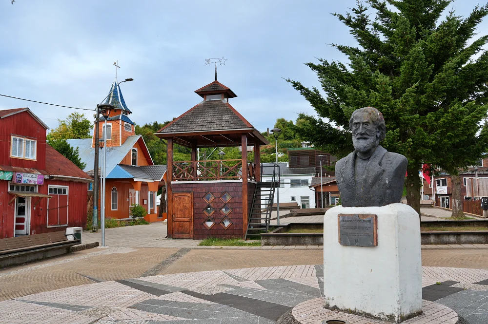 智利奇洛埃島【Chiloé Island】4 天終極旅遊指南：UNESCO 木造教堂、高腳屋與神話地點一次玩透
