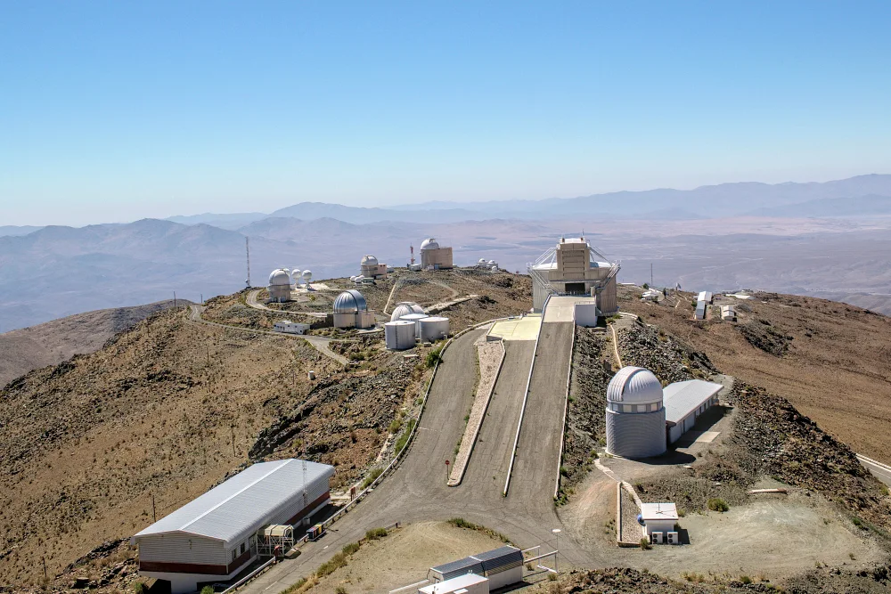 如何參觀拉西亞天文台：我在阿塔卡馬沙漠的第 3 次的天文體驗，前往宇宙窗口的旅遊指南 (La Silla Observatory)
