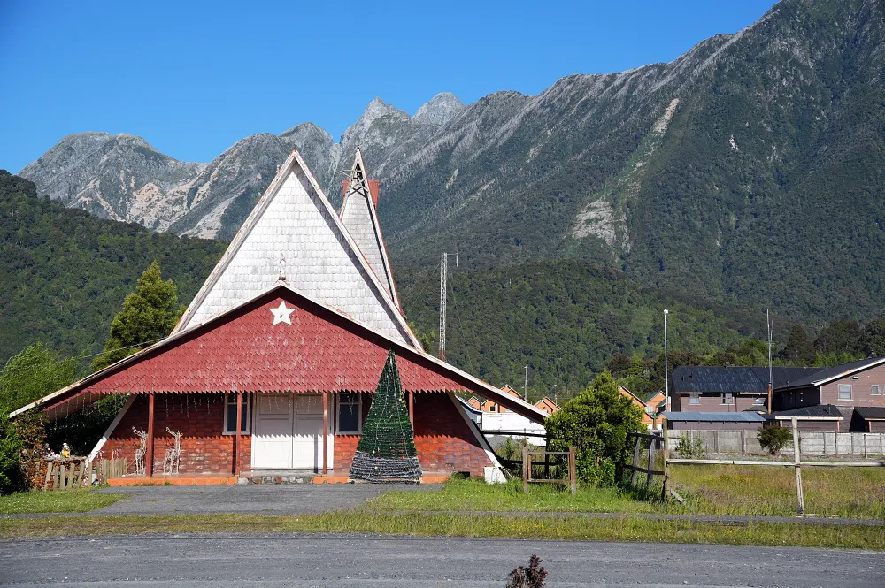 柴滕的教堂頗有特色。